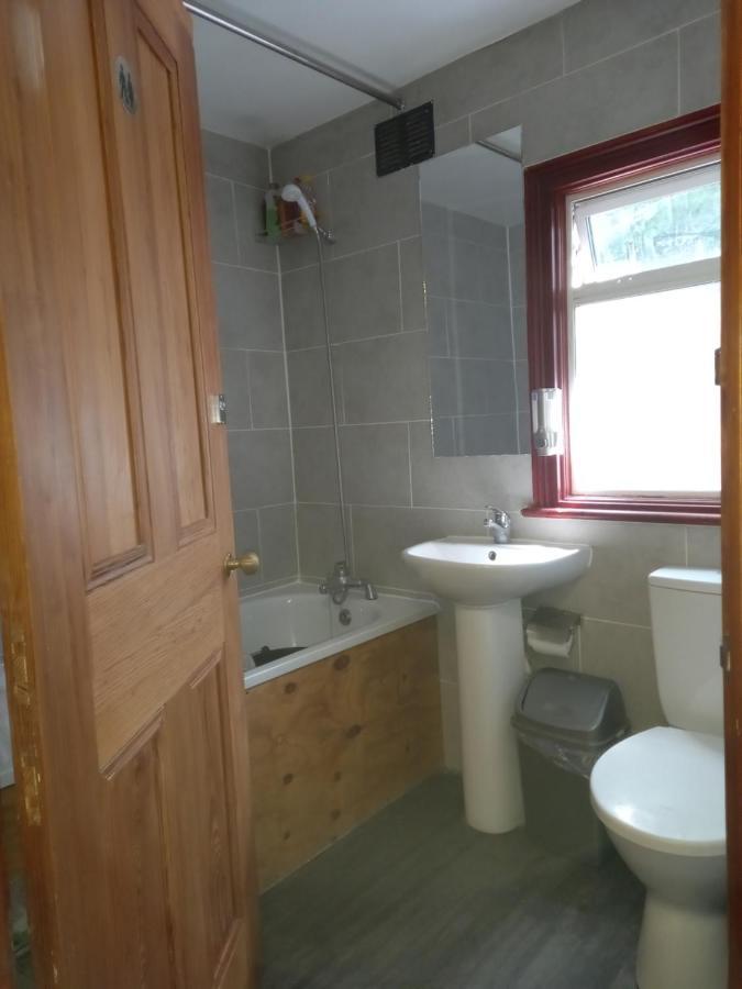 Bubblesbnb- 4 Bedroom House London Exterior photo
